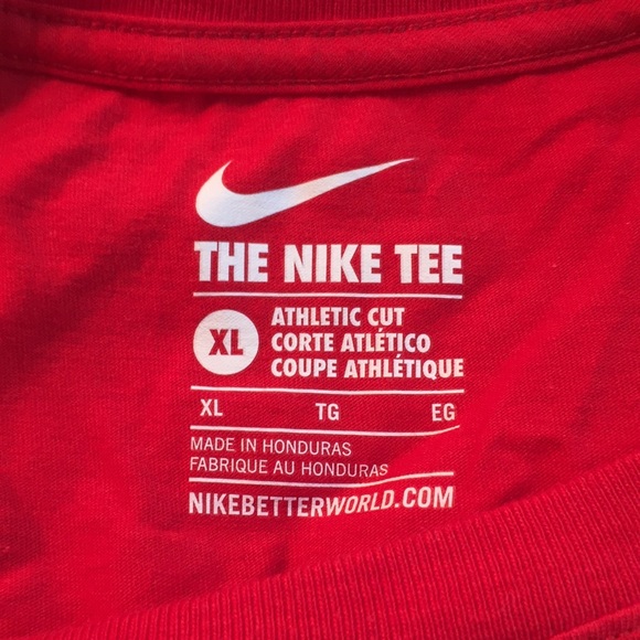 Nike basketball graphic tee, "glass shatter" NWT - Picture 4 of 5